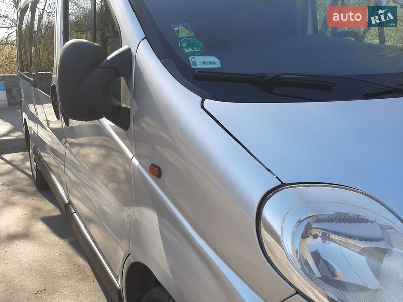 Мінівен Opel Vivaro 2011 в Полтаві