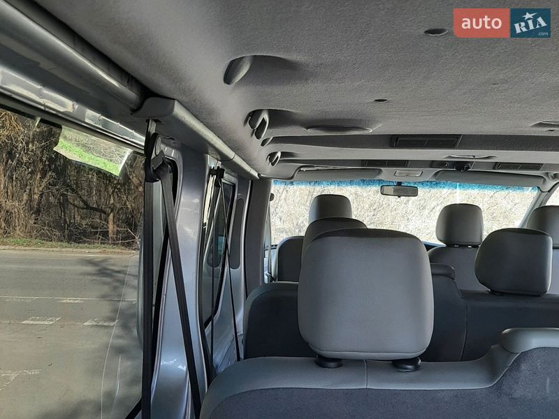 Мінівен Opel Vivaro 2011 в Полтаві