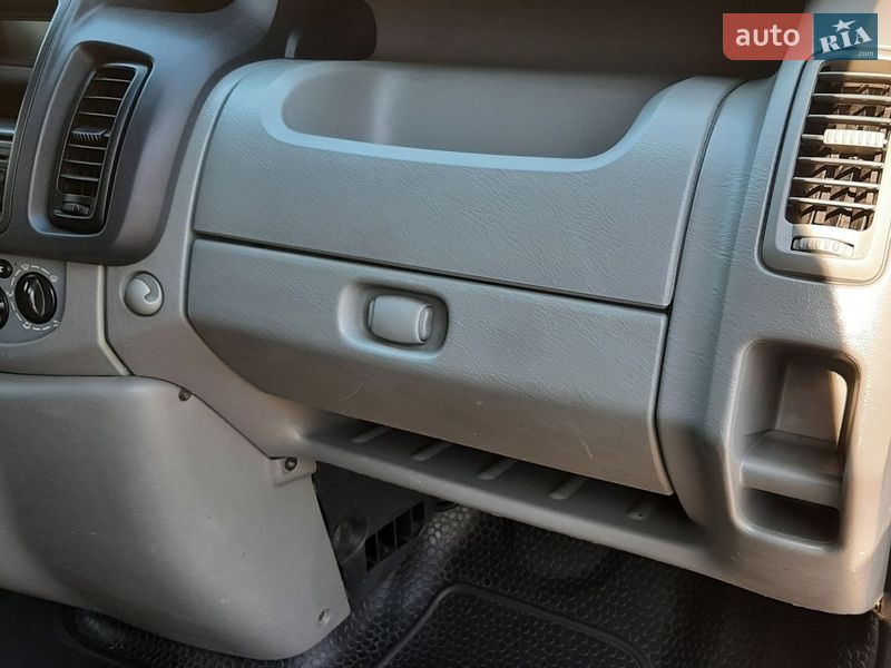 Мінівен Opel Vivaro 2011 в Полтаві