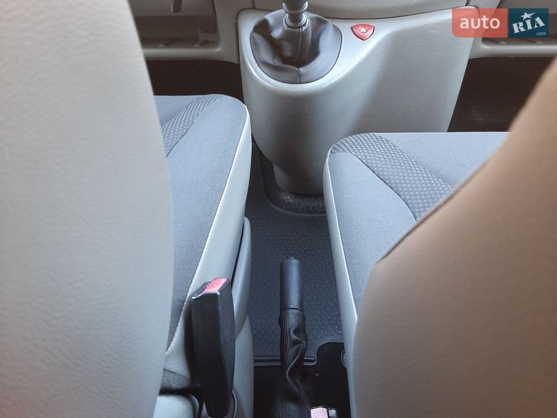 Мінівен Opel Vivaro 2011 в Полтаві