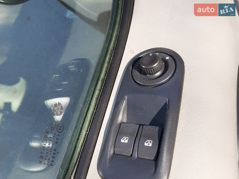 Мінівен Opel Vivaro 2011 в Полтаві