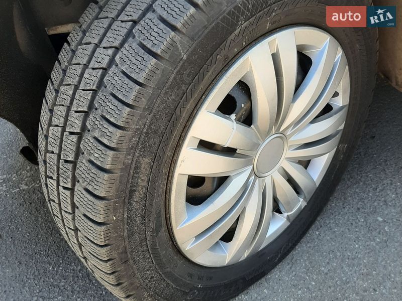 Мінівен Opel Vivaro 2011 в Полтаві