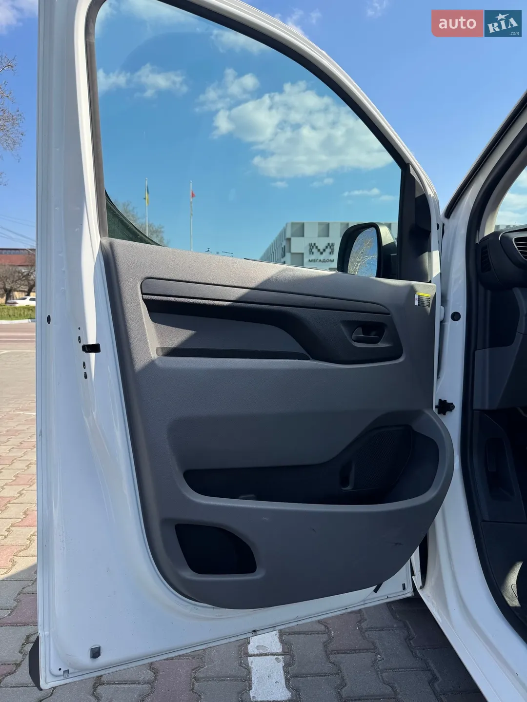 2021 Opel Vivaro - мініатюра 11