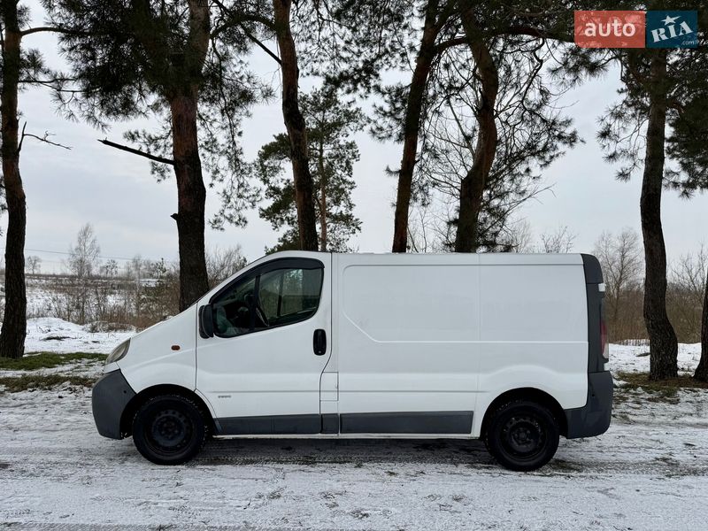 Грузовой фургон Opel Vivaro 2005 в Киеве фото 7 Грузовой фургон Opel Vivaro 2005 в Киеве