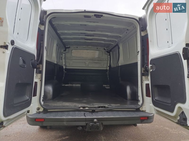 Грузовой фургон Opel Vivaro 2014 в Житомире