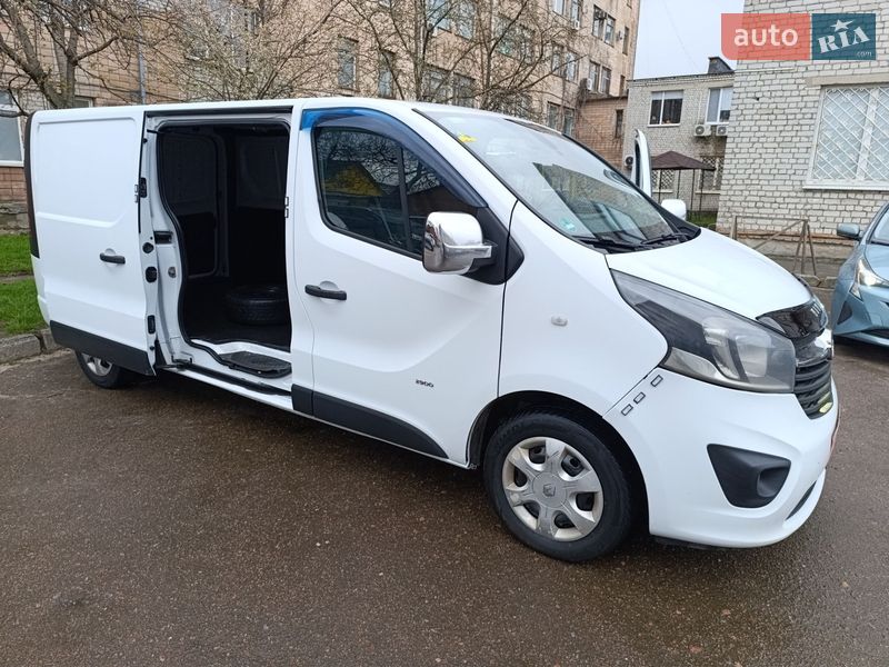 Грузовой фургон Opel Vivaro 2014 в Житомире