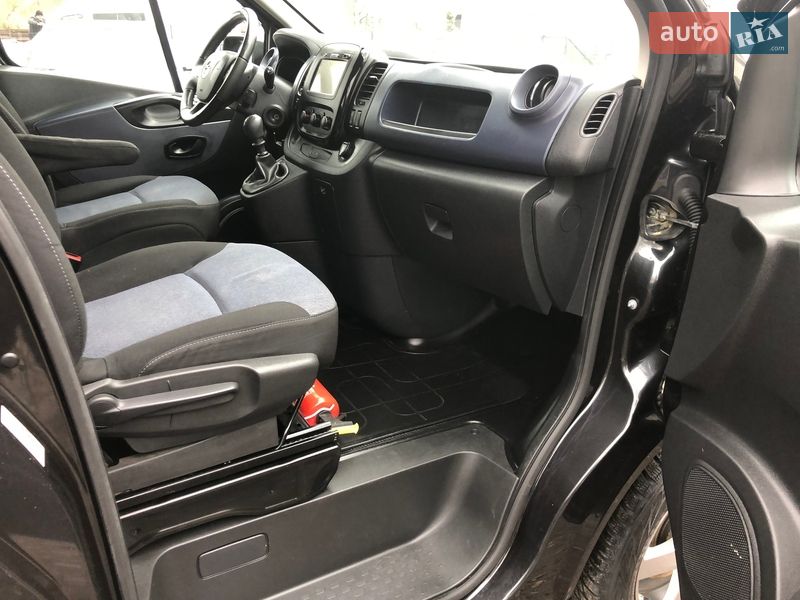 Минивэн Opel Vivaro 2016 в Ивано-Франковске фото 17 Минивэн Opel Vivaro 2016 в Ивано-Франковске