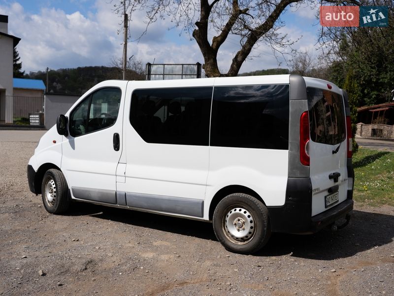 Минивэн Opel Vivaro 2014 в Нереснице