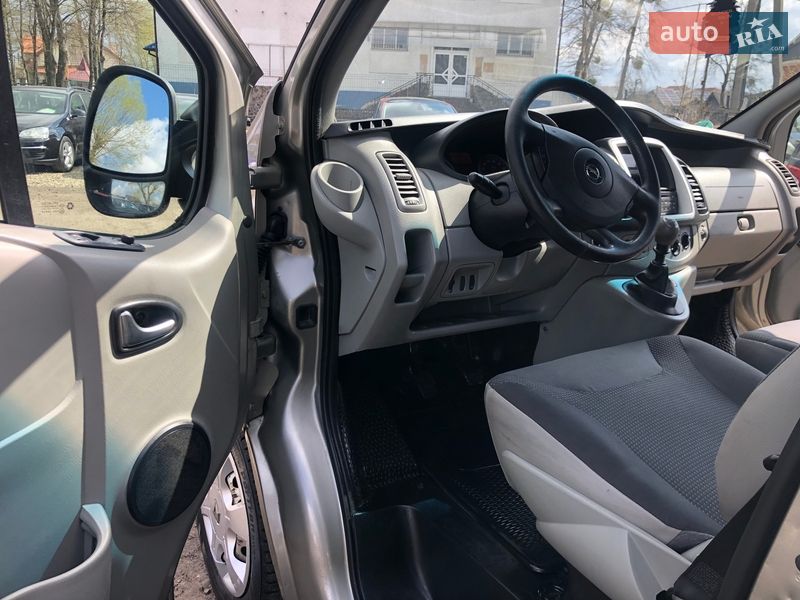 Мінівен Opel Vivaro 2013 в Івано-Франківську фото 26 Мінівен Opel Vivaro 2013 в Івано-Франківську