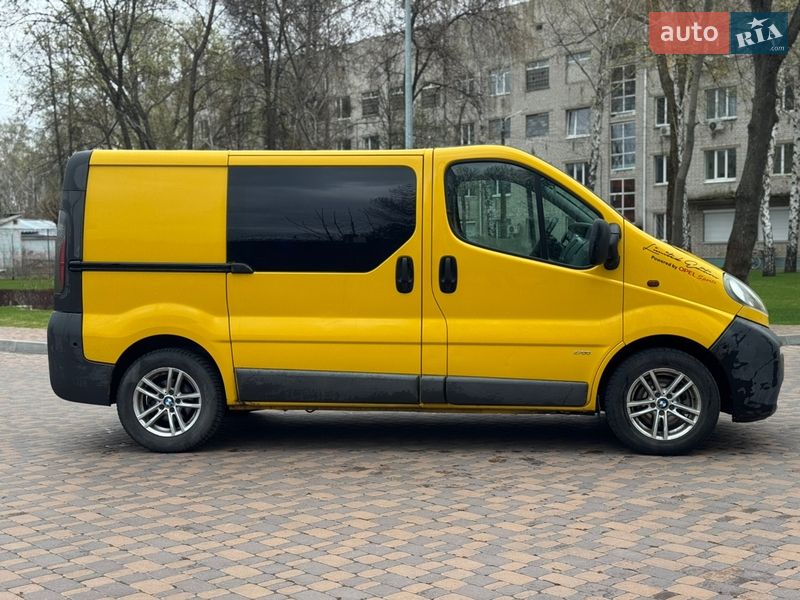 Вантажопасажирський фургон Opel Vivaro 2004 в Києві фото 8 Вантажопасажирський фургон Opel Vivaro 2004 в Києві