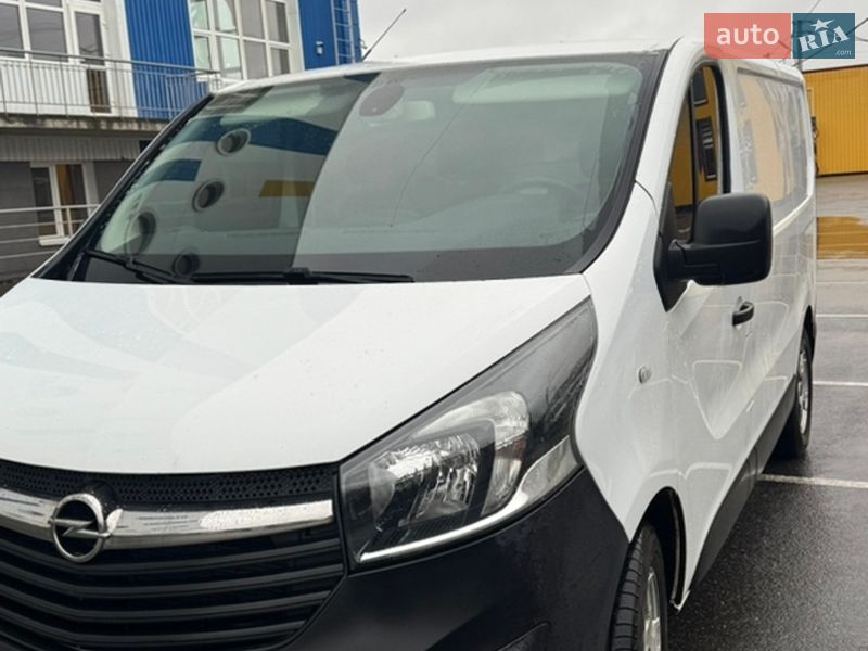 Opel Vivaro 2016