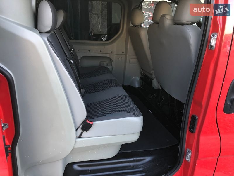 Грузопассажирский фургон Opel Vivaro 2013 в Ивано-Франковске фото 13 Грузопассажирский фургон Opel Vivaro 2013 в Ивано-Франковске