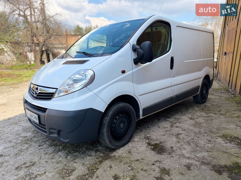 Грузовой фургон Opel Vivaro 2013 в Киеве