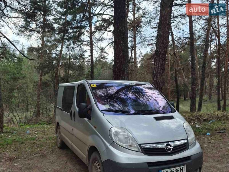 Opel Vivaro 2012