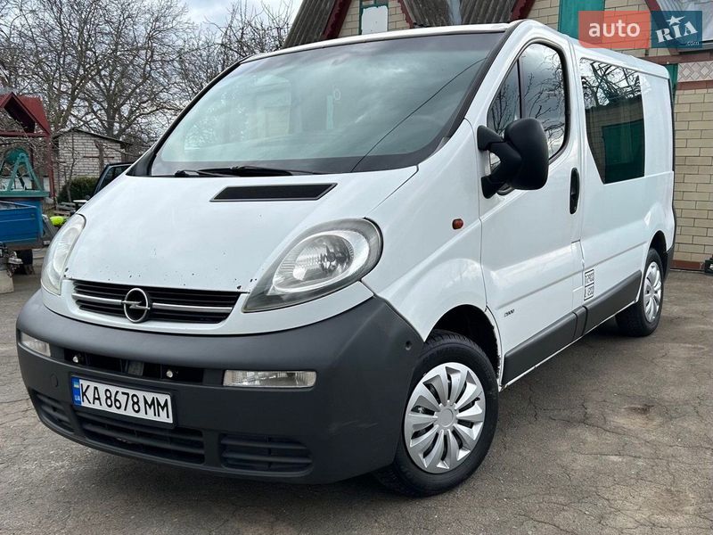 Мінівен Opel Vivaro 2005 в Умані