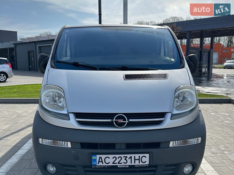 Минивэн Opel Vivaro 2002 в Луцке