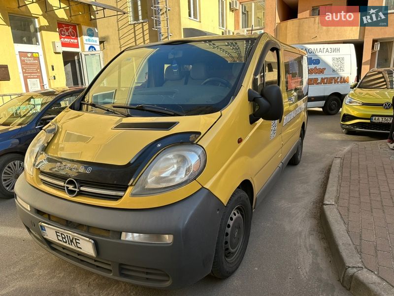 Opel Vivaro 2006