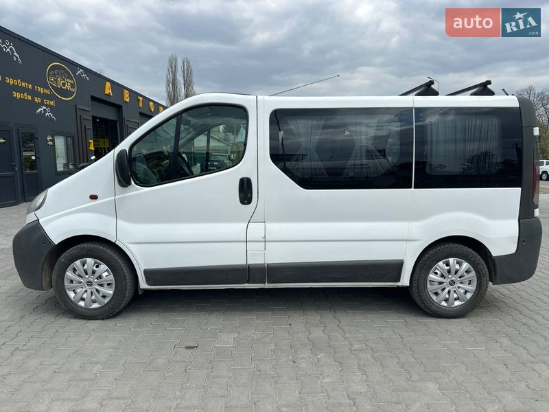 Минивэн Opel Vivaro 2006 в Ямполе