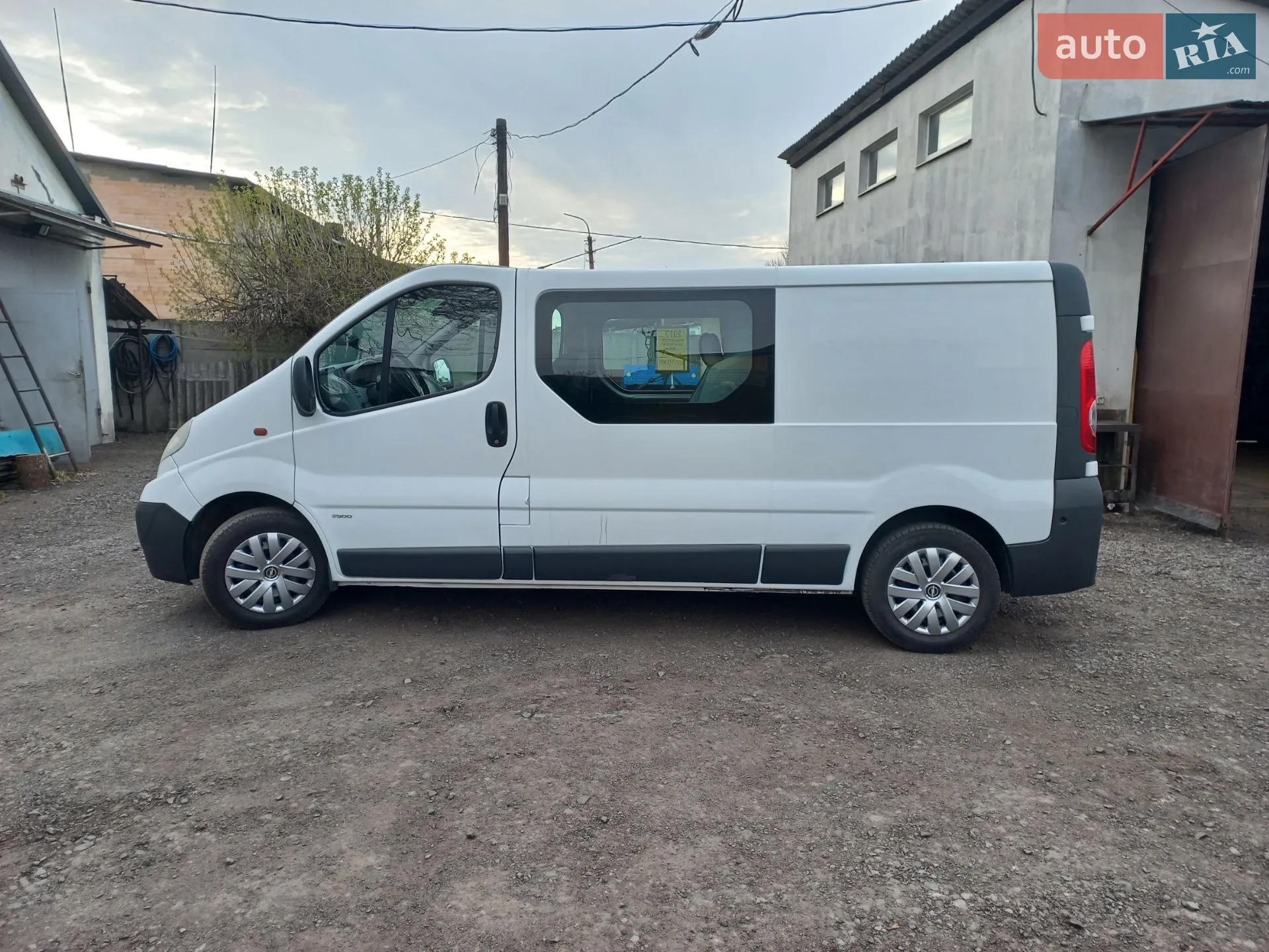 2012 Opel Vivaro - мініатюра 2