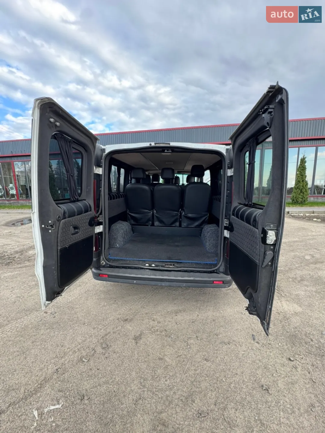 2017 Opel Vivaro - мініатюра 15