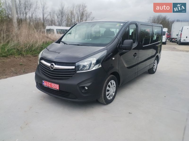 Opel Vivaro 2016