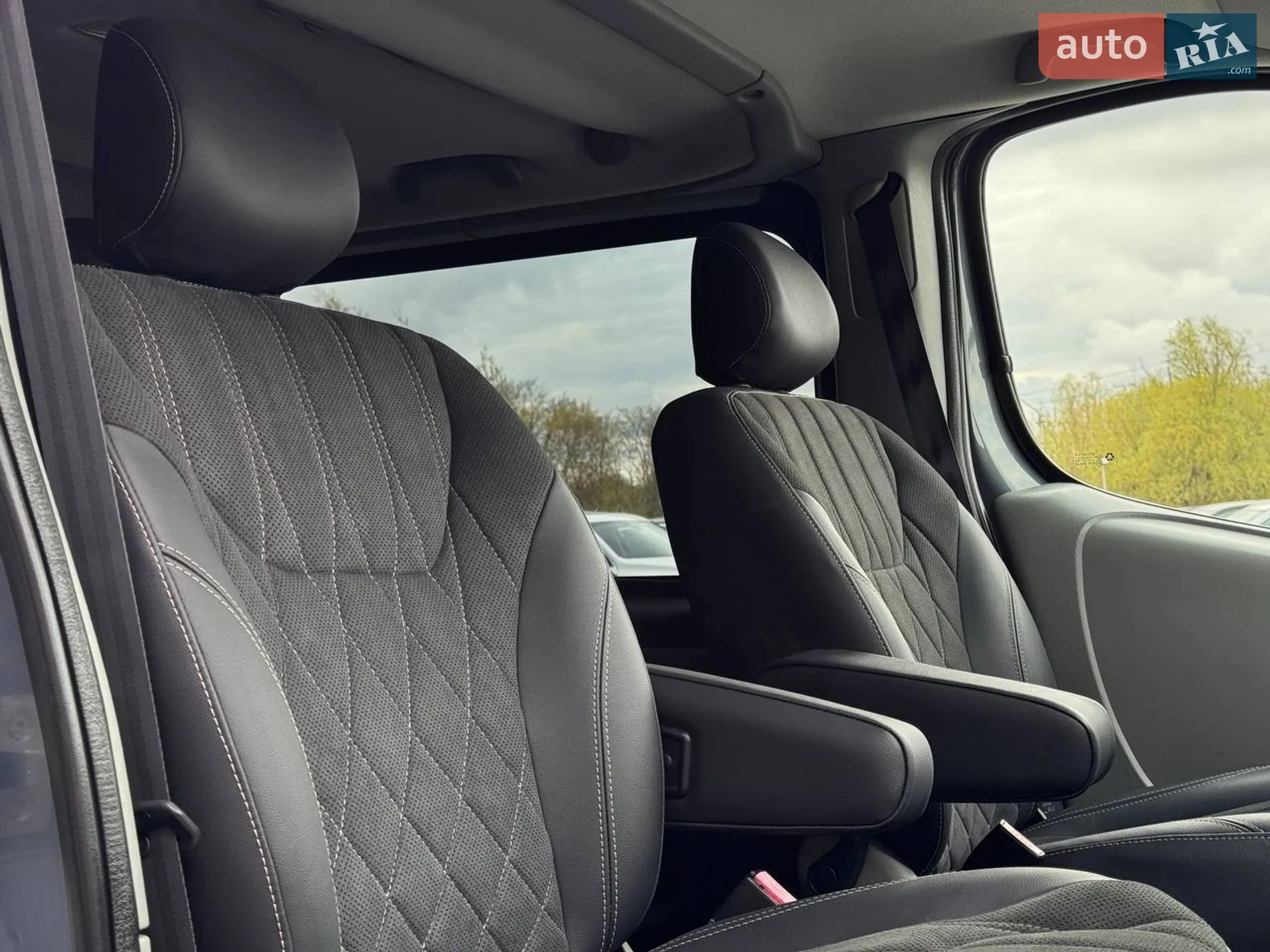 2010 Opel Vivaro - мініатюра 60