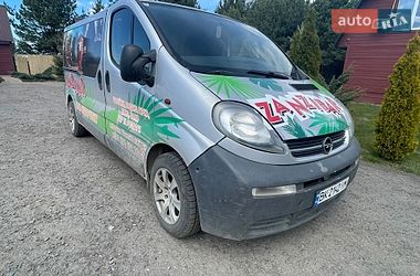 Минивэн Opel Vivaro 2002 в Костополе