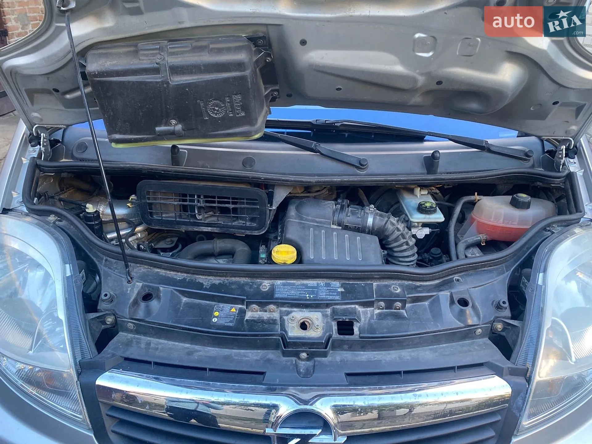 2011 Opel Vivaro - мініатюра 12
