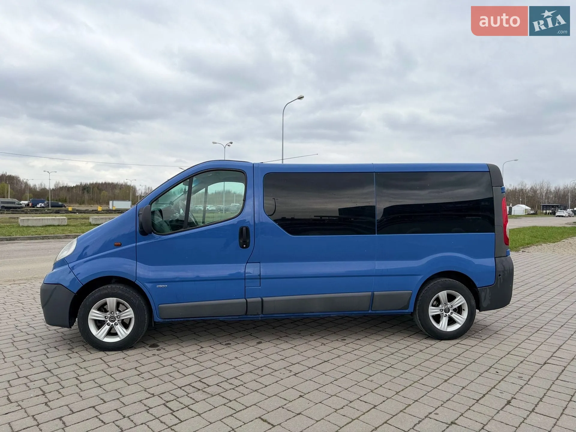 2010 Opel Vivaro - мініатюра 14