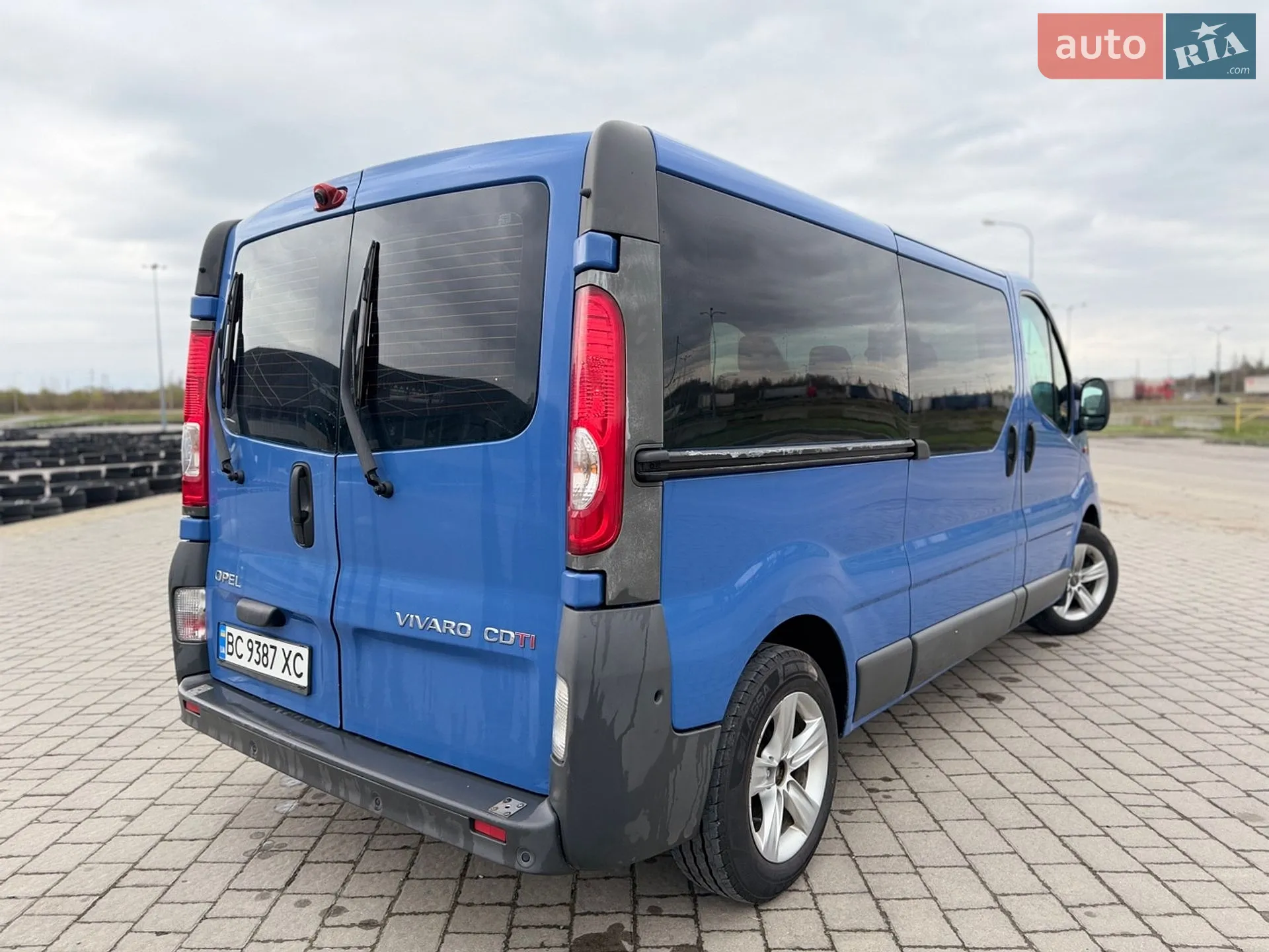 2010 Opel Vivaro - мініатюра 17