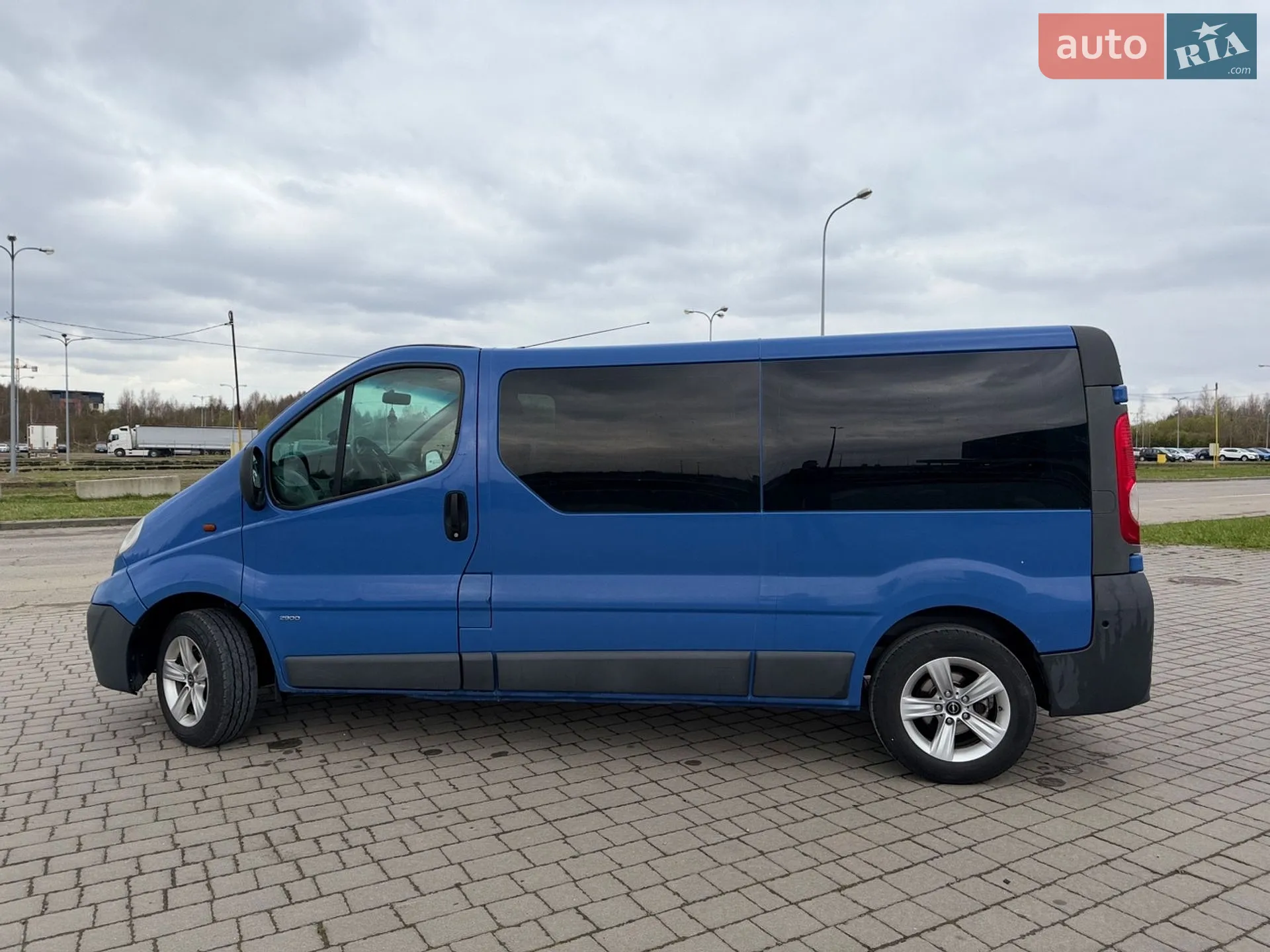2010 Opel Vivaro - мініатюра 20