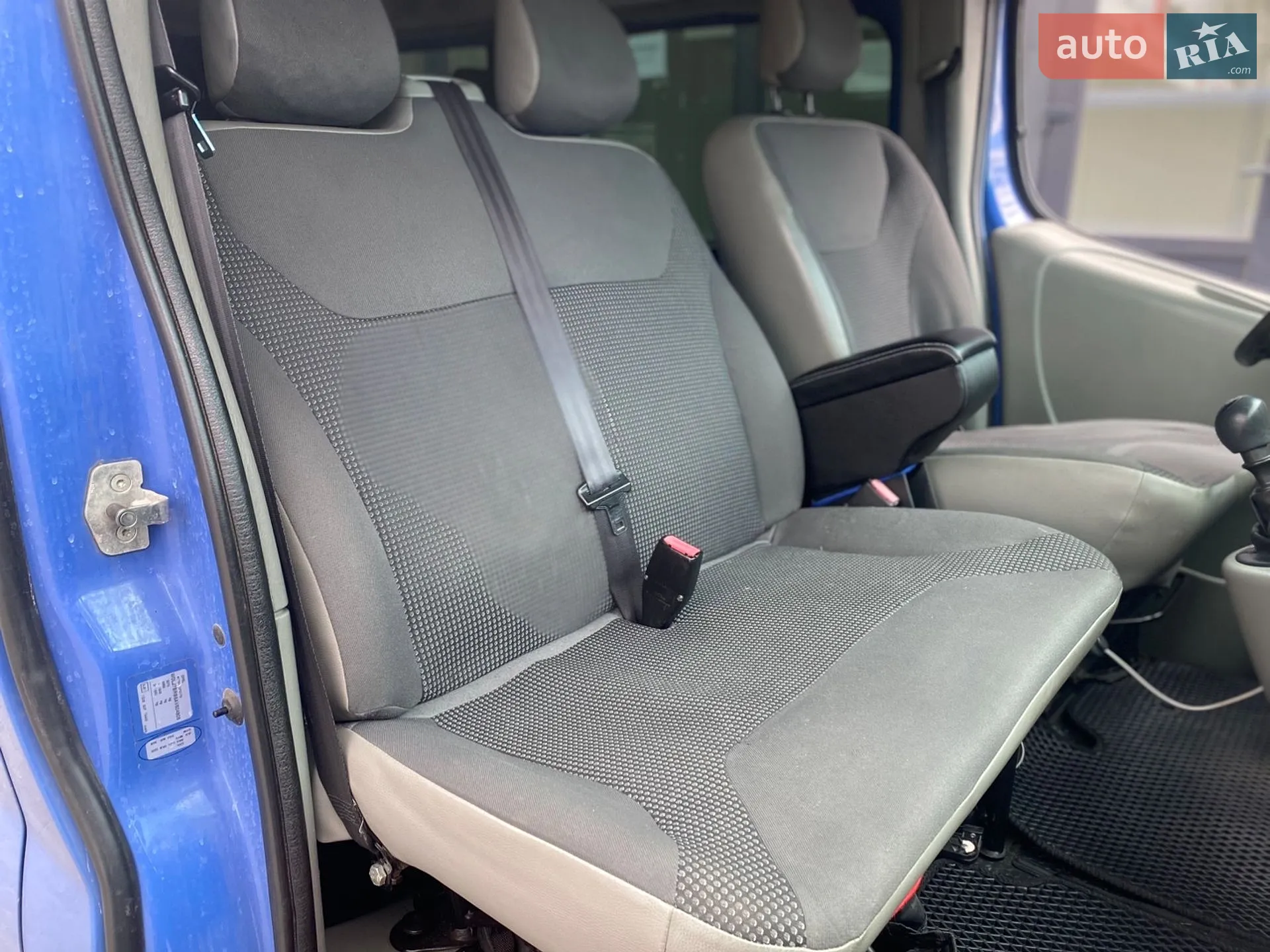 2010 Opel Vivaro - мініатюра 36