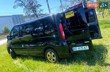 Грузопассажирский фургон Opel Vivaro 2007 в Днепре