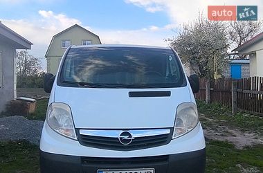Мінівен Opel Vivaro 2012 в Кореці