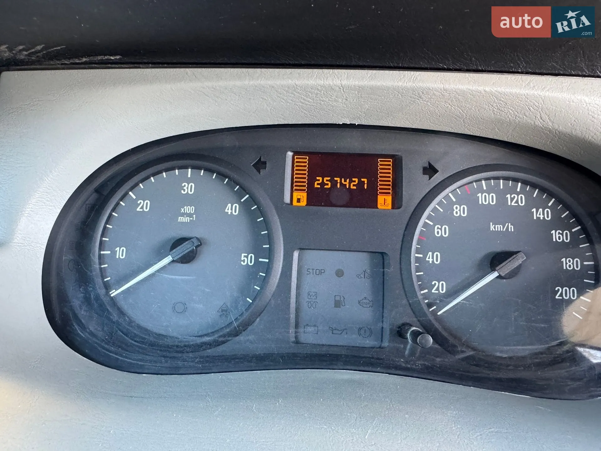 2010 Opel Vivaro - мініатюра 14