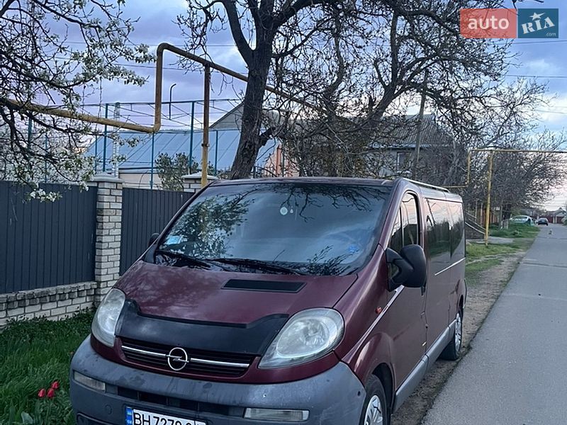 Мінівен Opel Vivaro 2005 в Одесі