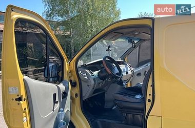 Грузовой фургон Opel Vivaro 2006 в Литине