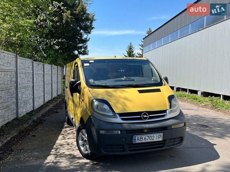 Грузовой фургон Opel Vivaro 2006 в Литине