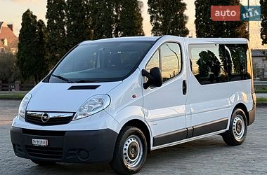 Минивэн Opel Vivaro 2012 в Дубно