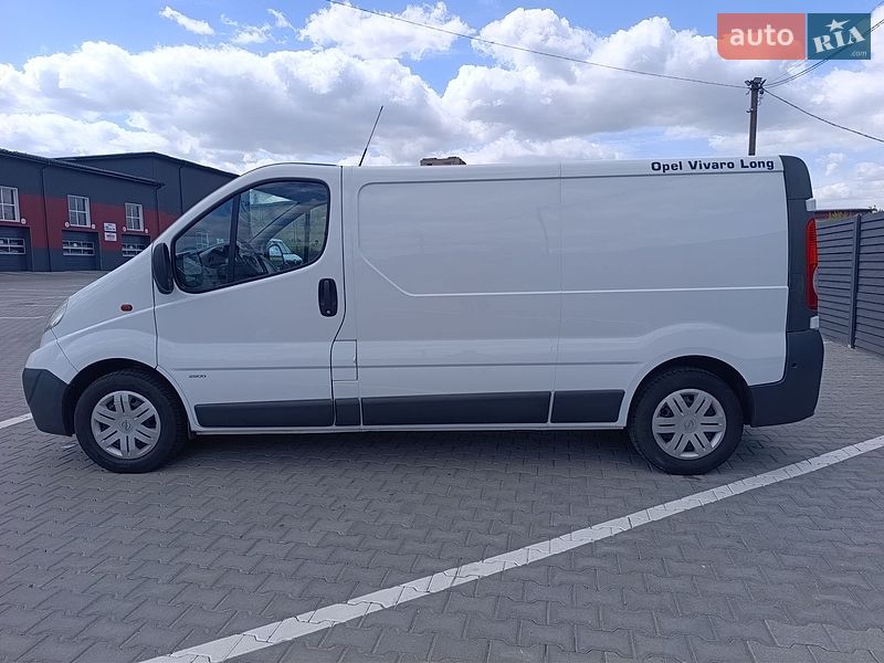 Грузовой фургон Opel Vivaro 2013 в Василькове