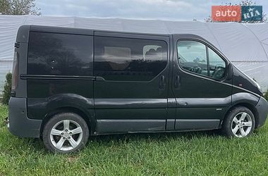 Грузопассажирский фургон Opel Vivaro 2006 в Рожнове