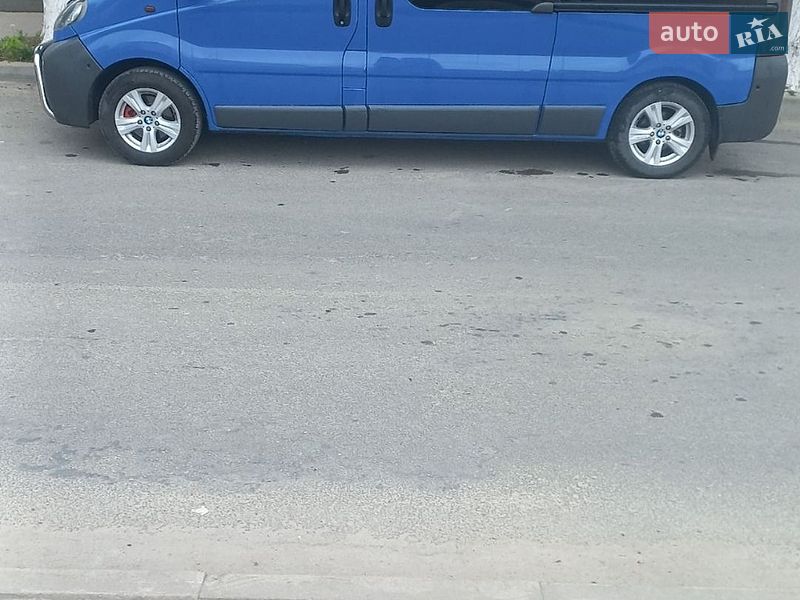 Opel Vivaro 2004