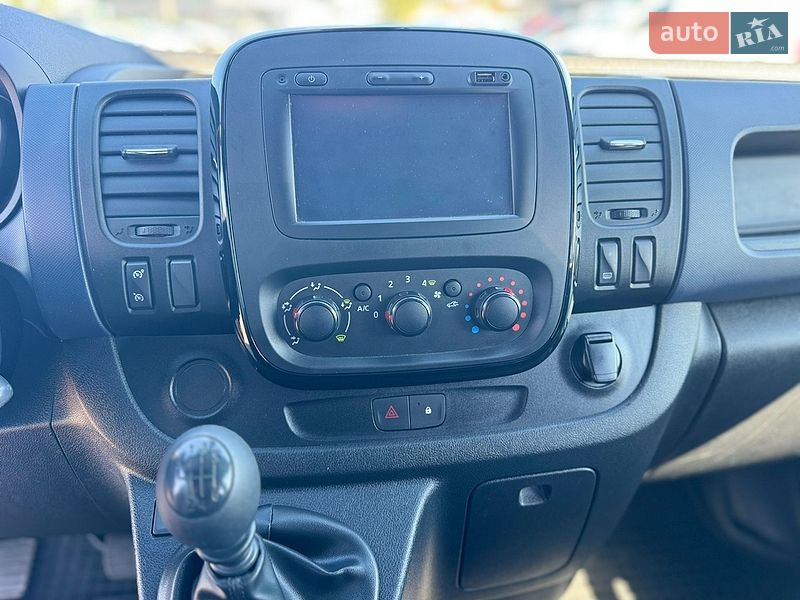 Минивэн Opel Vivaro 2018 в Киеве фото 48 Минивэн Opel Vivaro 2018 в Киеве