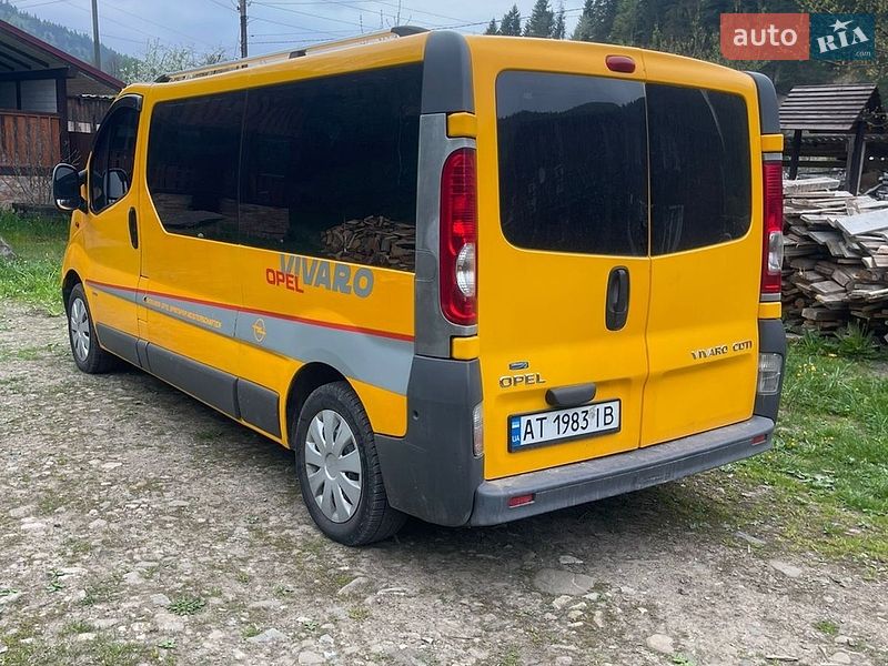 Мінівен Opel Vivaro 2008 в Івано-Франківську