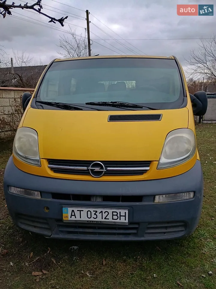 Opel Vivaro 2004