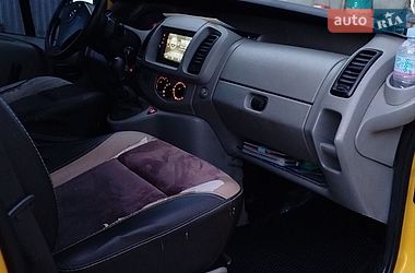 Минивэн Opel Vivaro 2004 в Ивано-Франковске