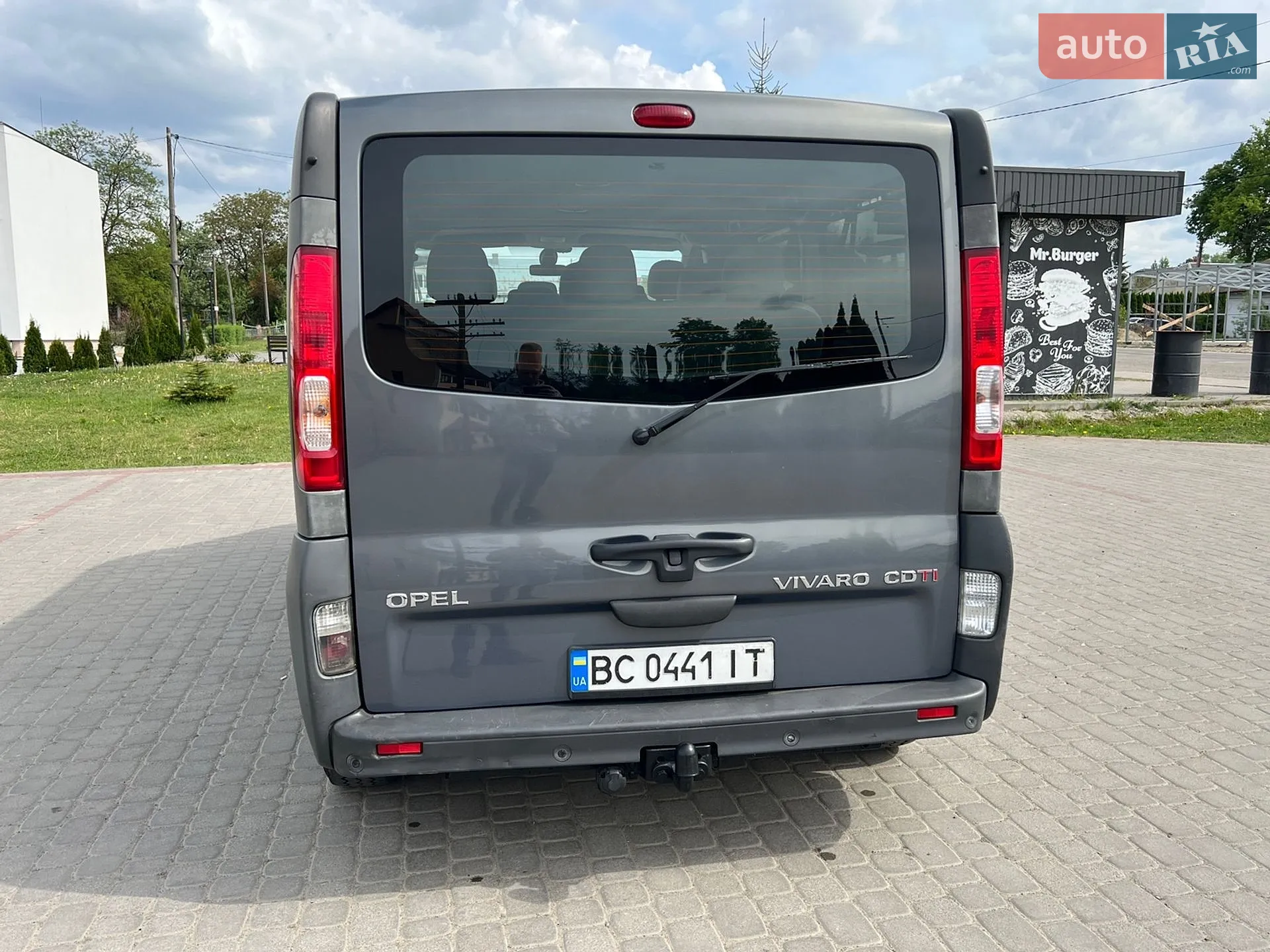 2010 Opel Vivaro - мініатюра 12
