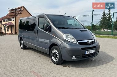 Мінівен Opel Vivaro 2010 в Самборі