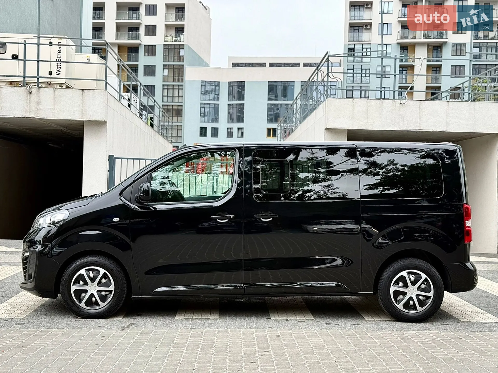 2021 Opel Vivaro - мініатюра 18