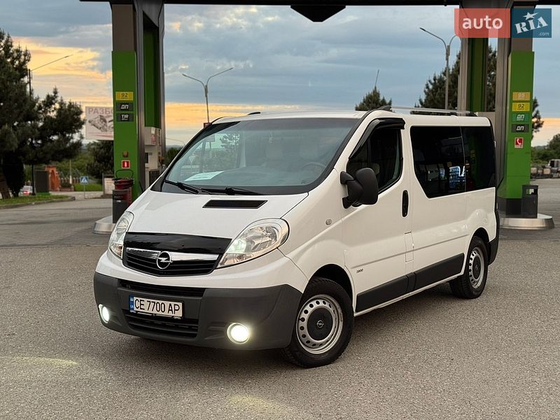 Минивэн Opel Vivaro 2014 в Черновцах